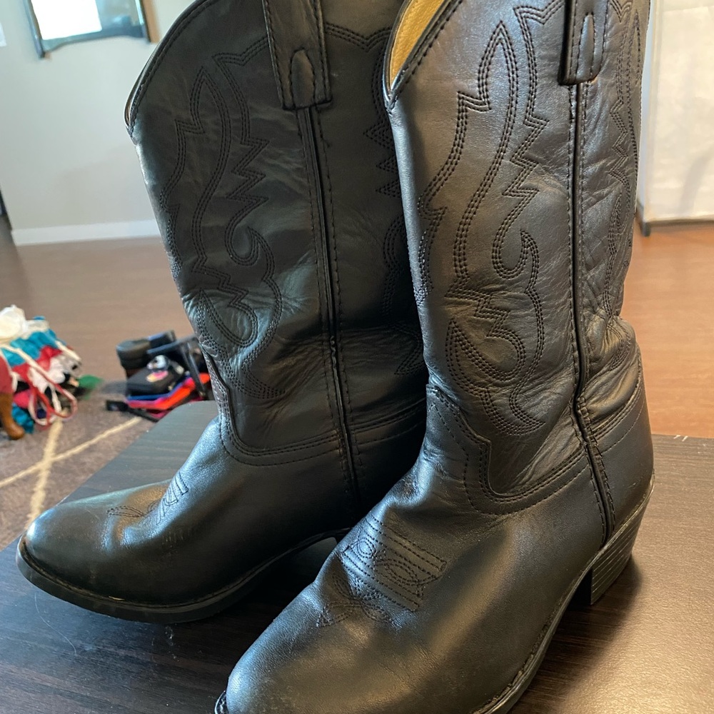 Girls cowboy boots